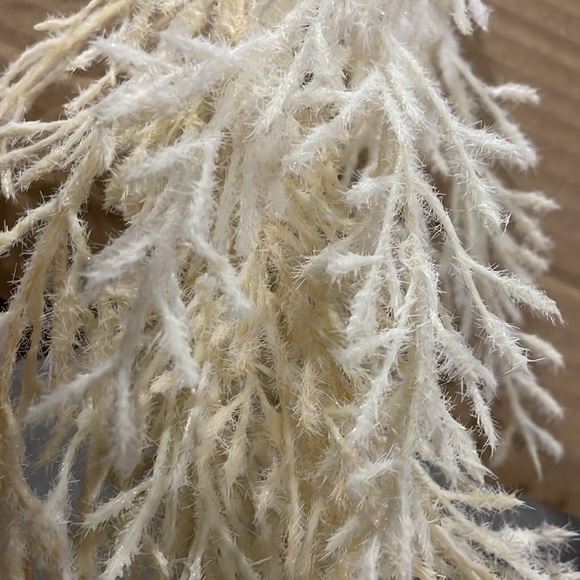 Ring Pampas Grass Wreath by Target Threshold. Lightweight & for indoor u… - Picture 9 of 11